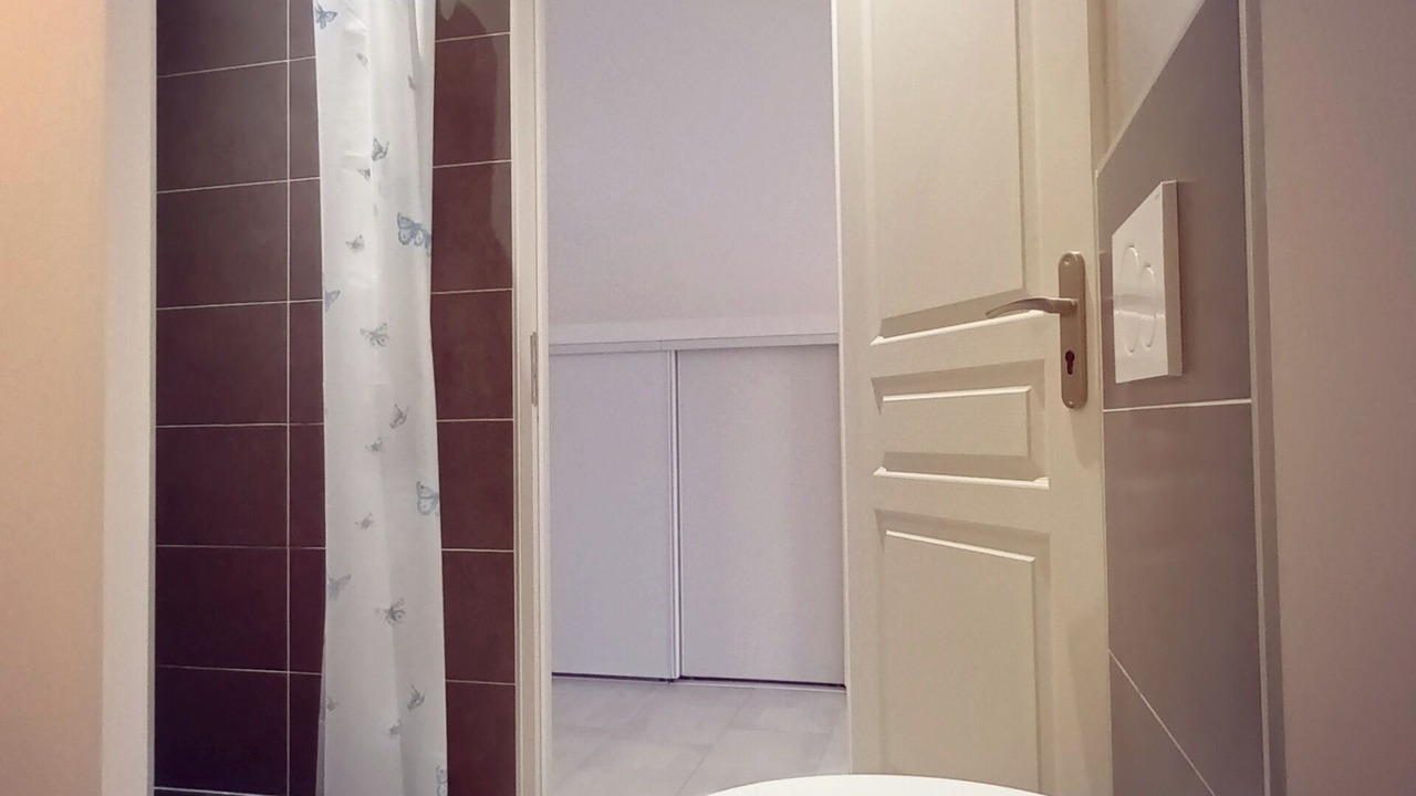 Photo of Bathroom in Lanquais
