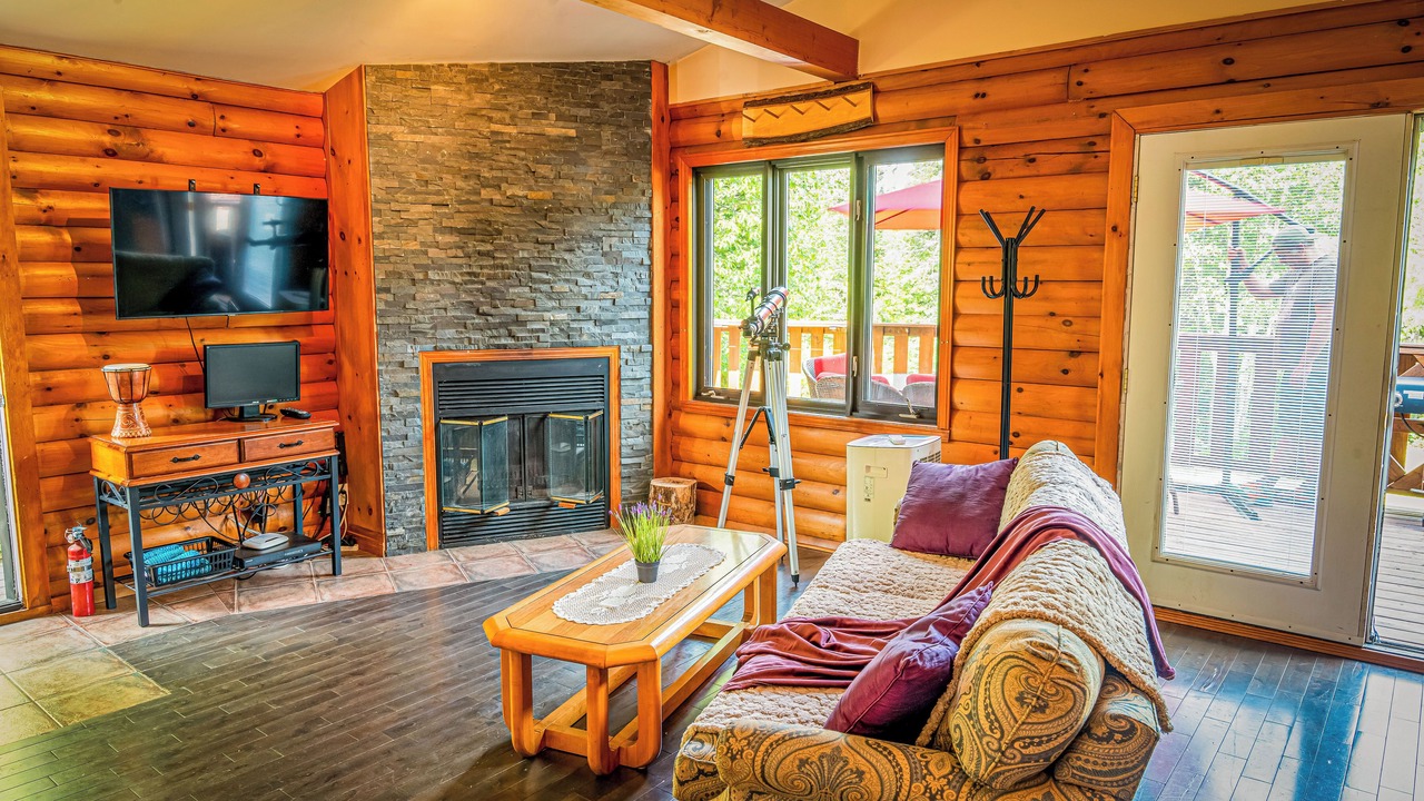 Photo of Livingroom in Notre-Dame-de-la-Merci