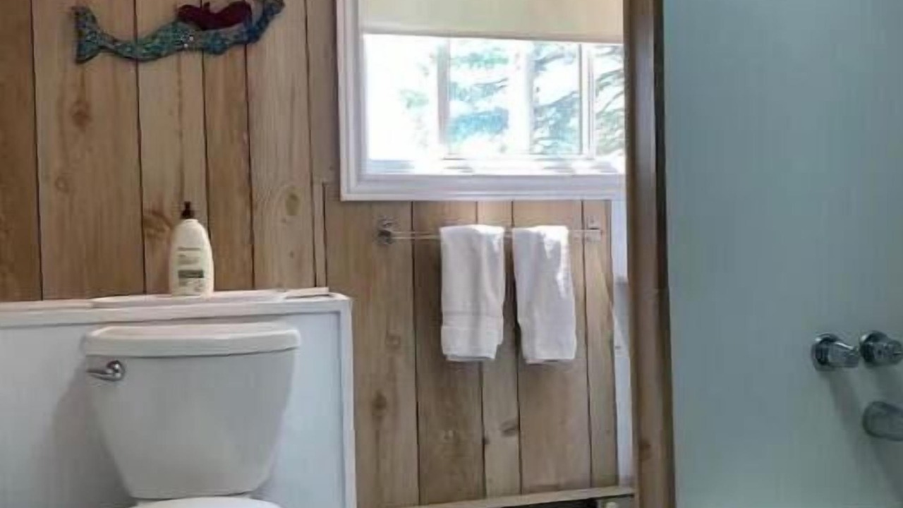 Photo of Bathroom in Port Howe