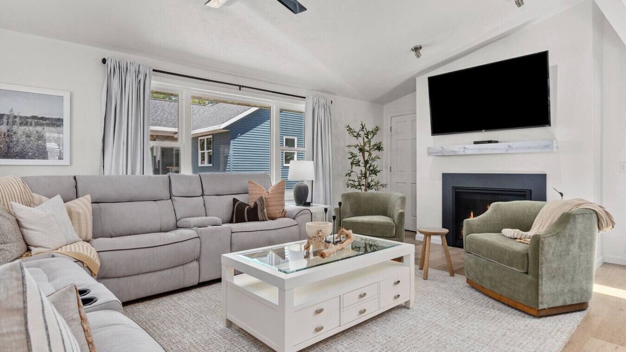 Photo of Livingroom in Cecil