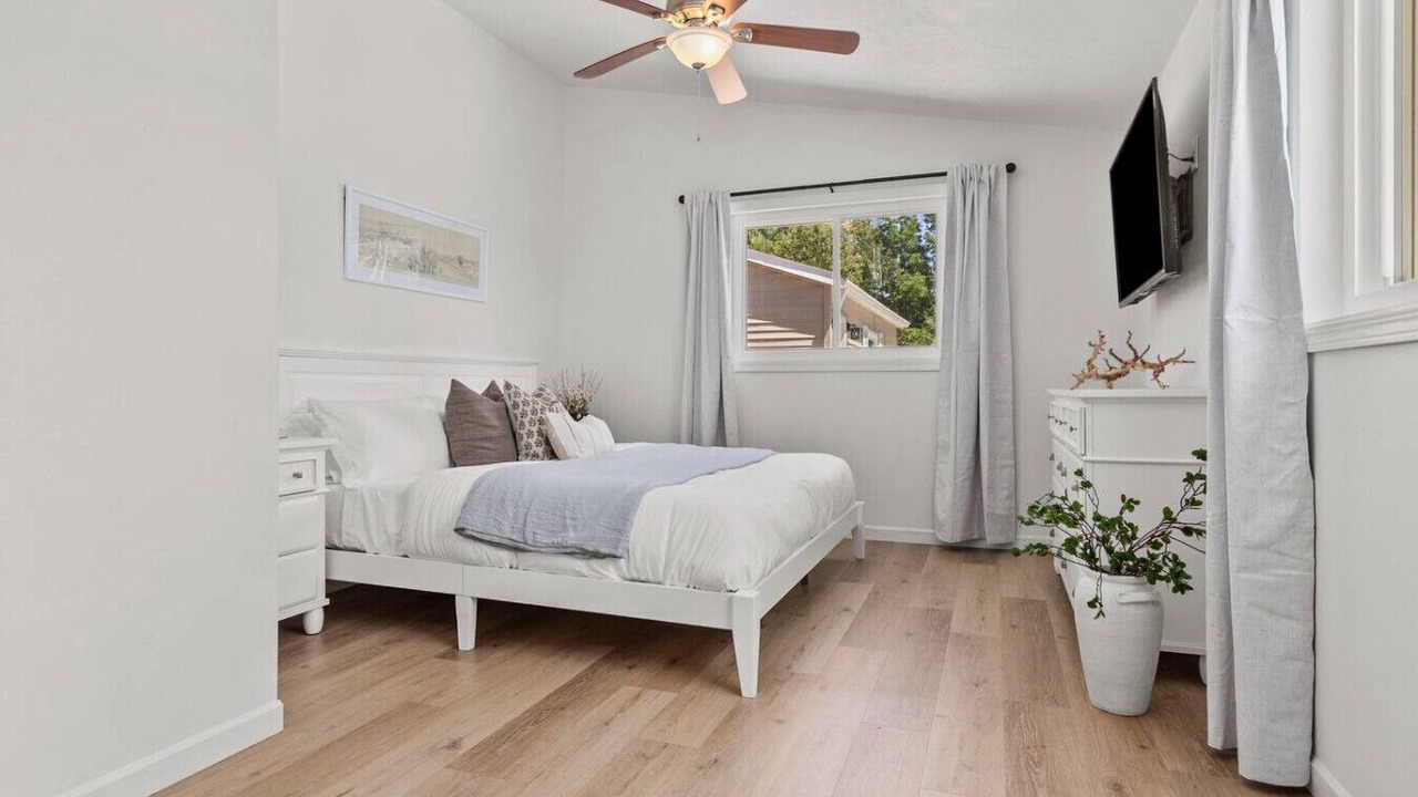 Photo of Bedroom in Cecil