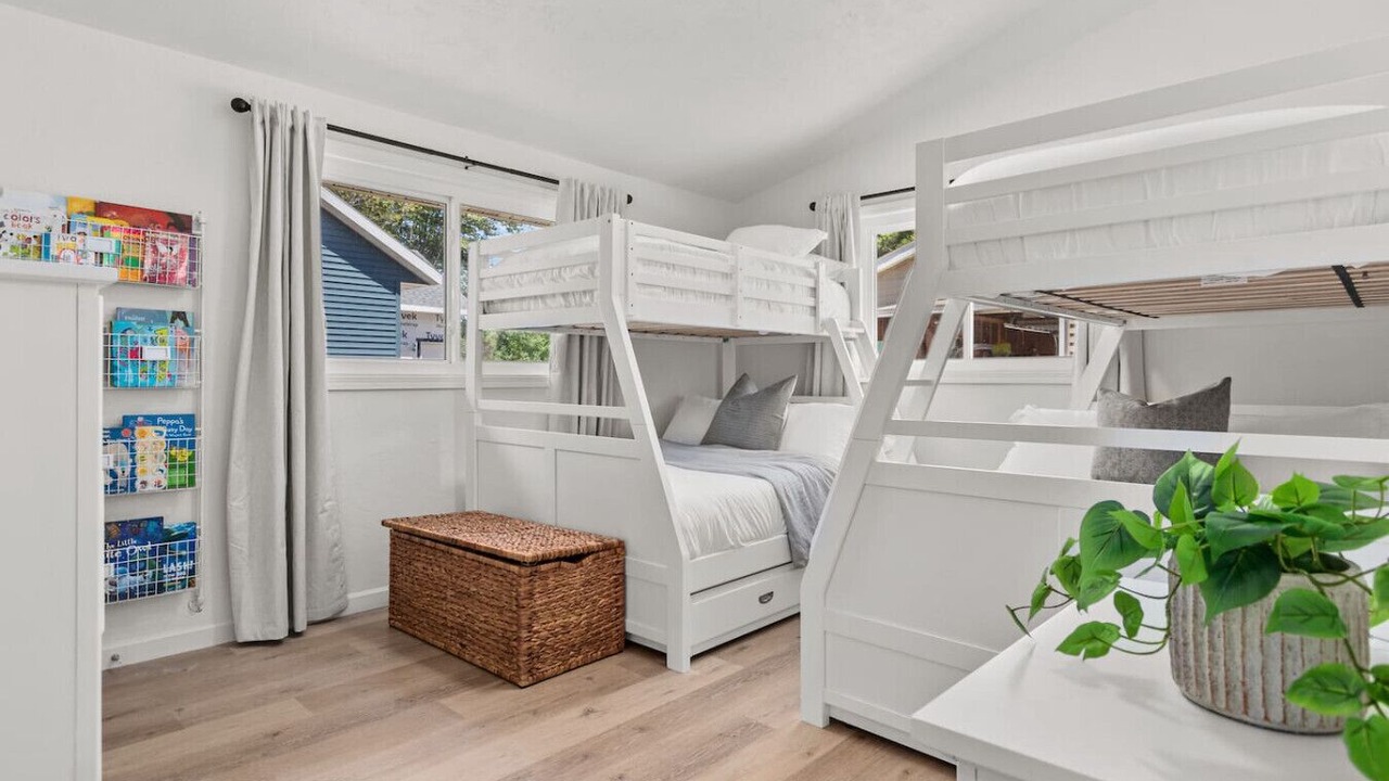 Photo of Bedroom in Cecil