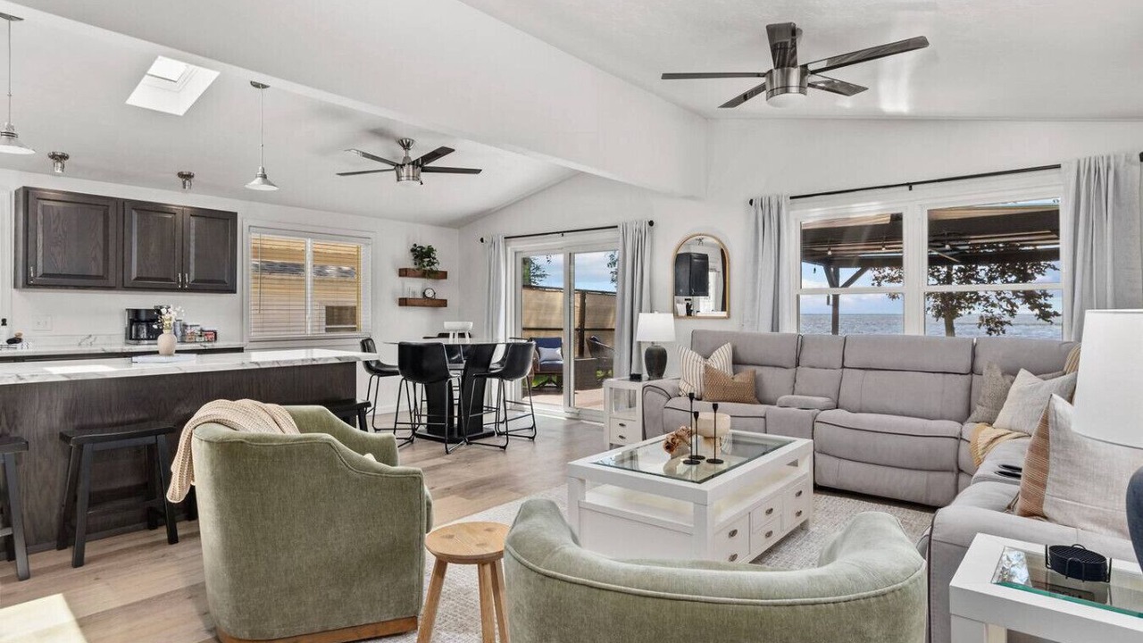 Photo of Livingroom in Cecil