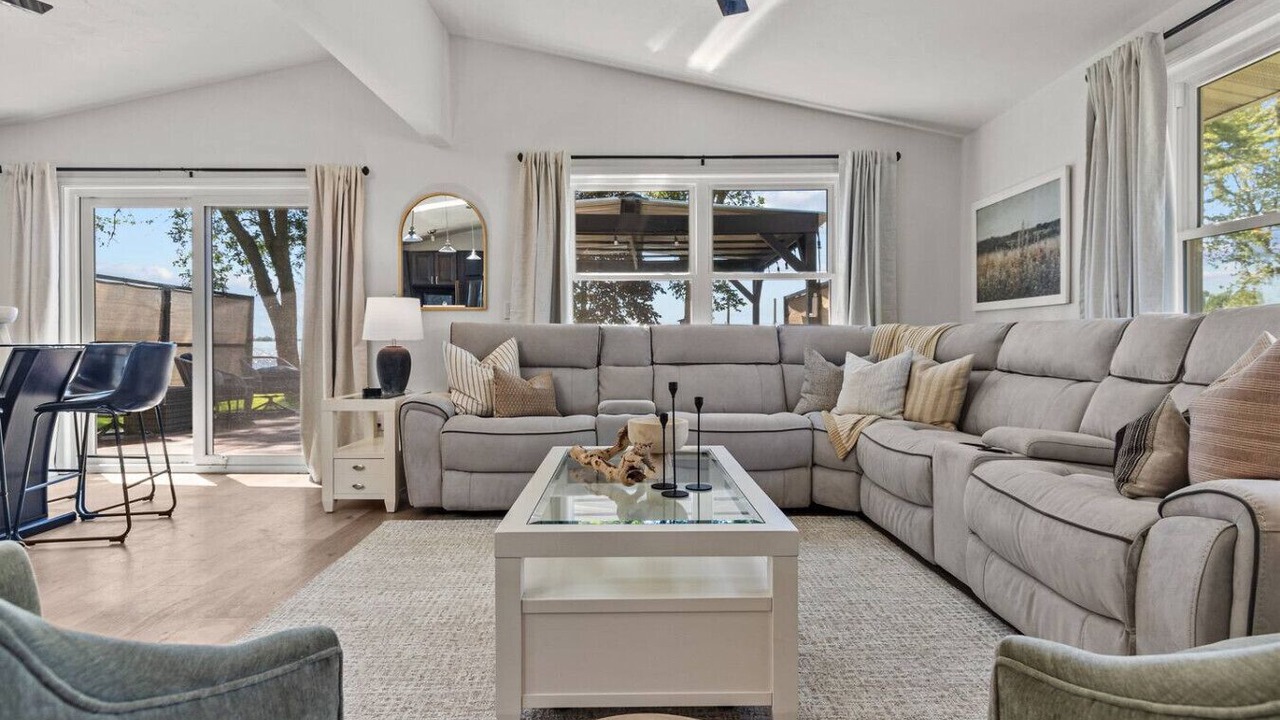 Photo of Livingroom in Cecil