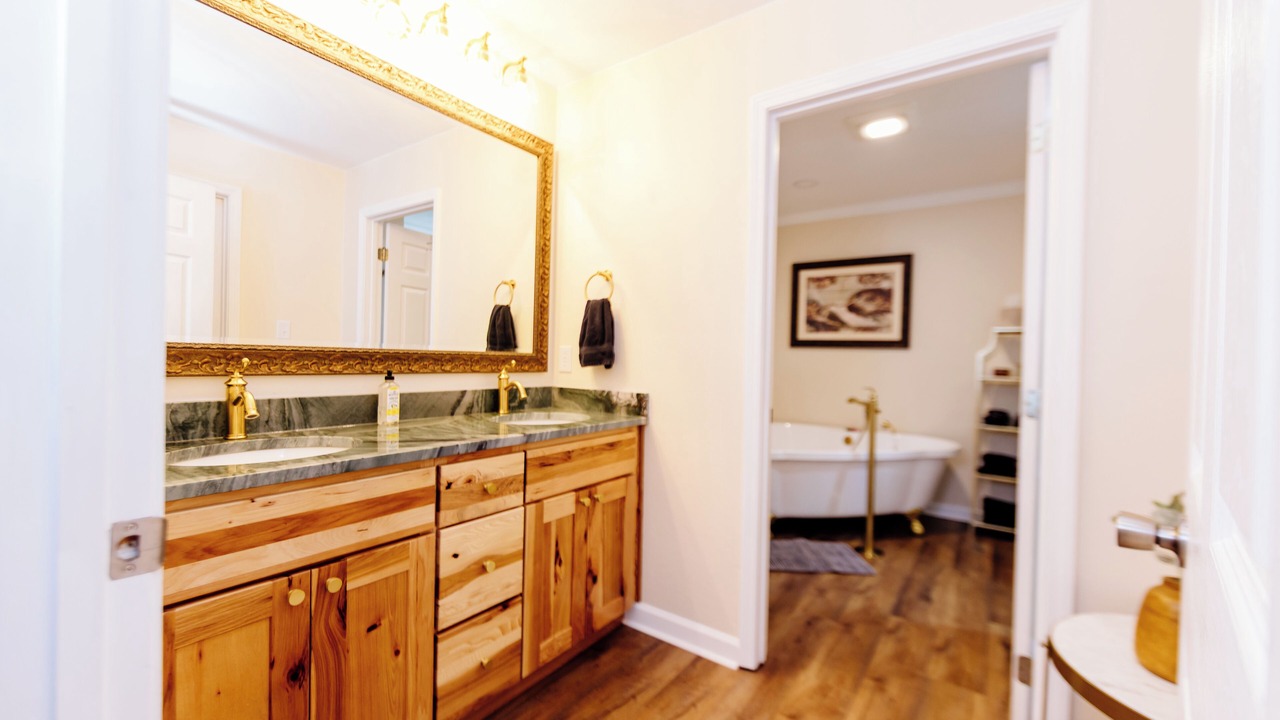 Photo of Bathroom in Greeneville