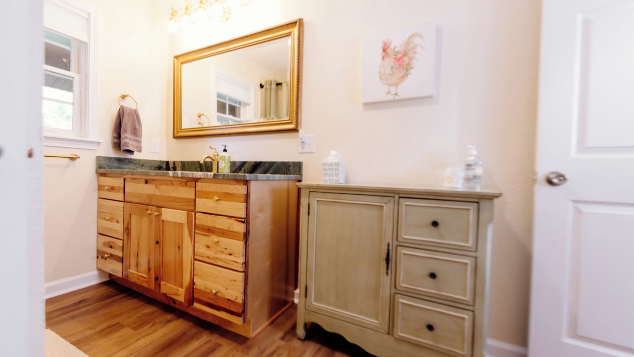 Photo of Bathroom in Greeneville