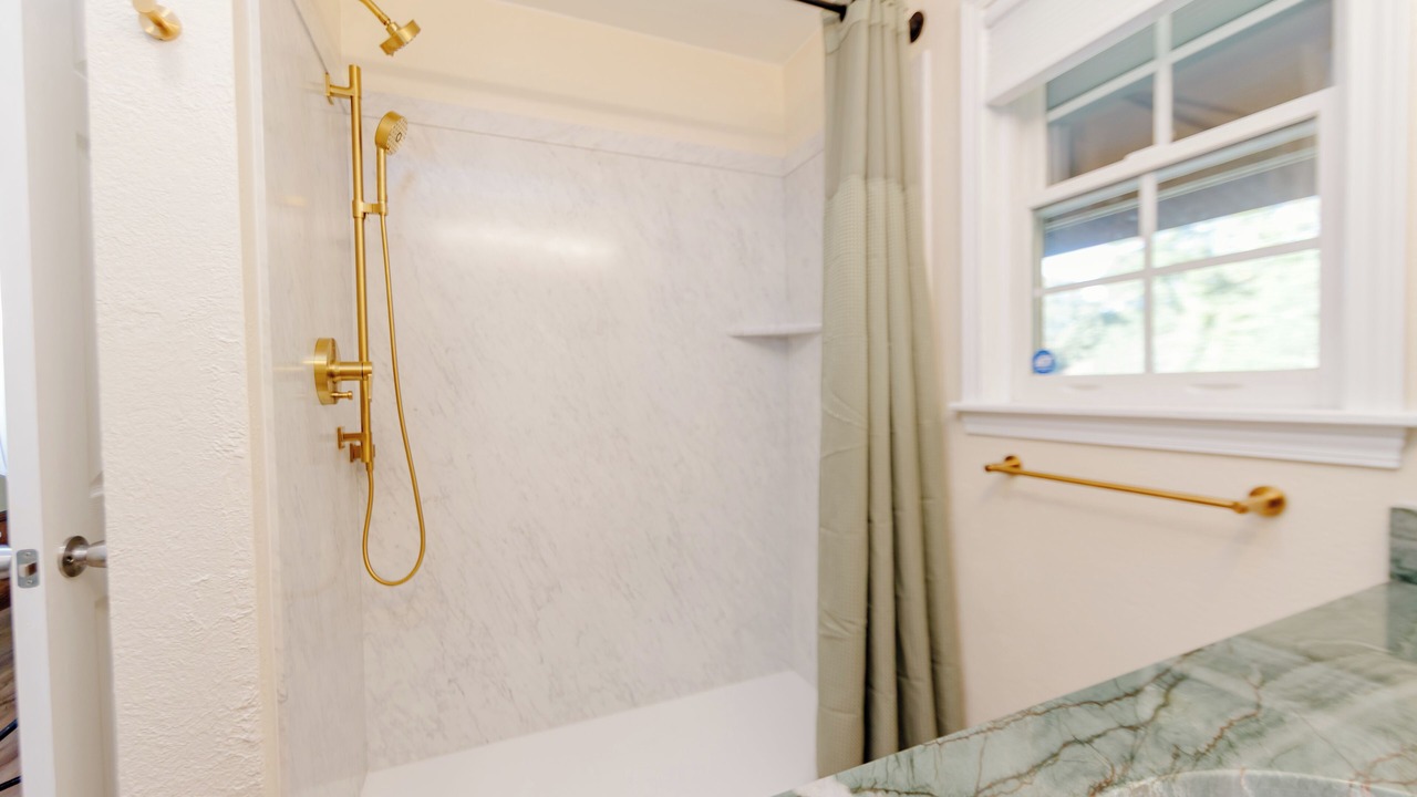 Photo of Bathroom in Greeneville