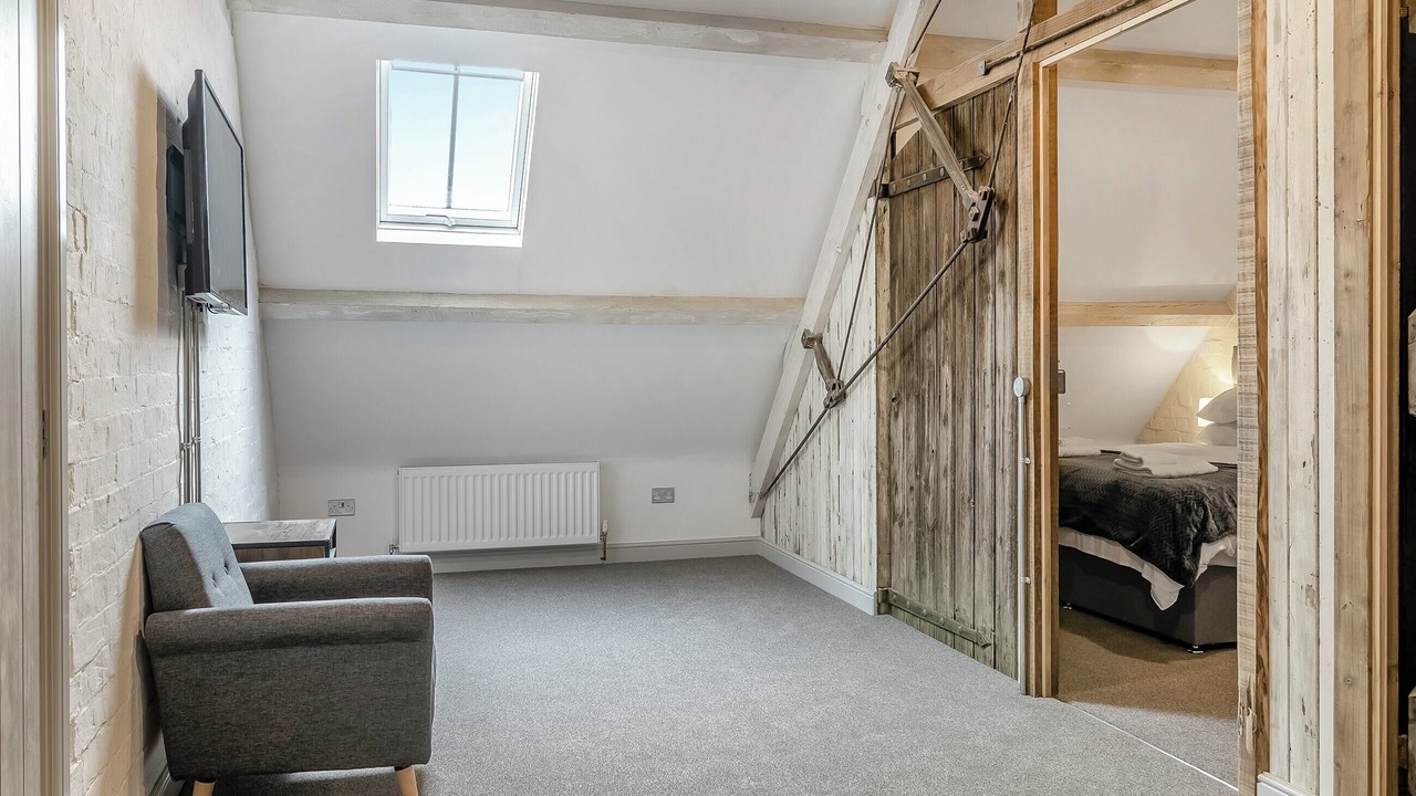 Photo of Others in Huntley