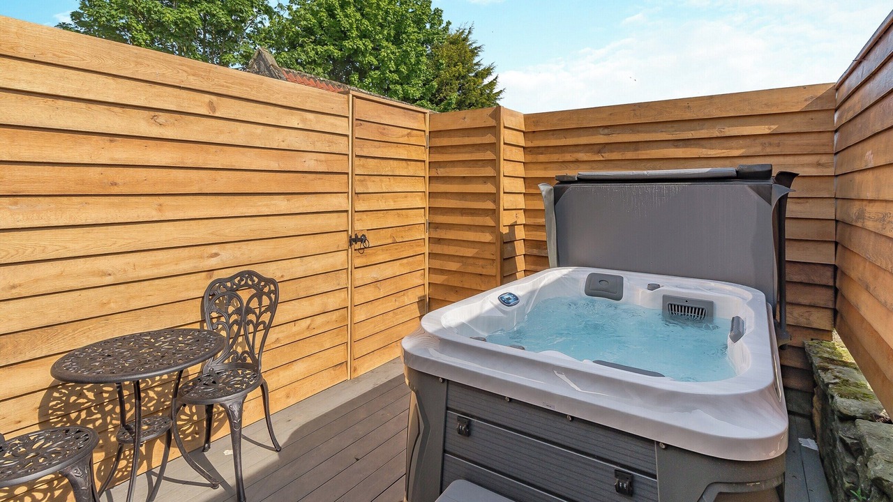 Photo of Others in Sneaton