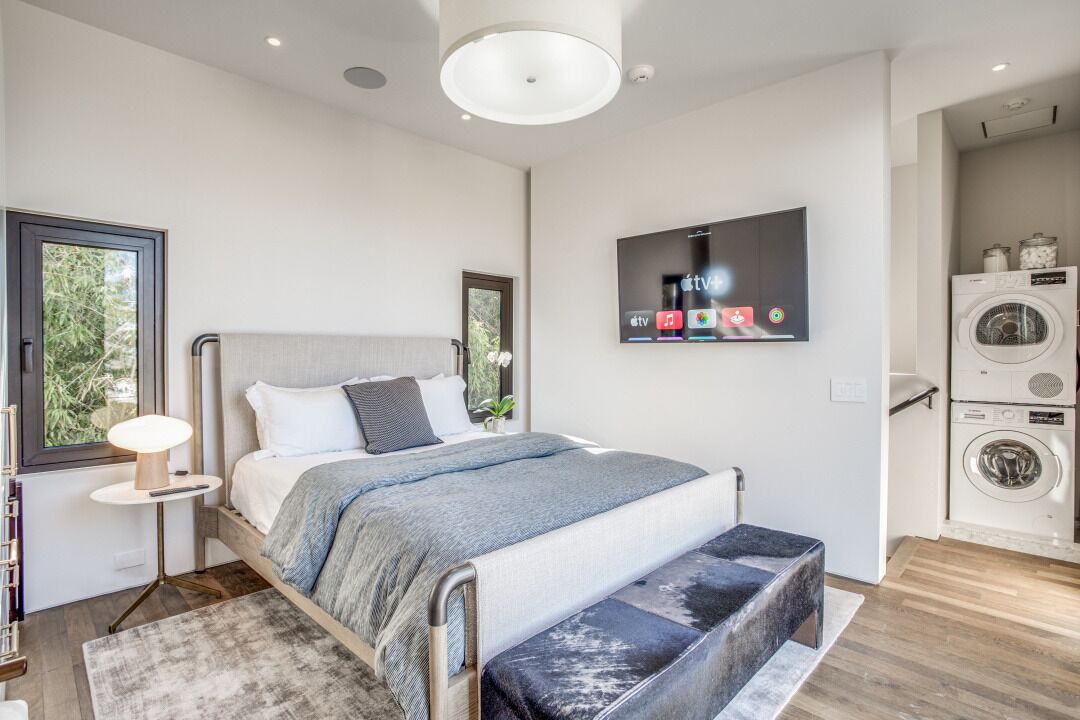 Photo of Bedroom in Oak Lawn