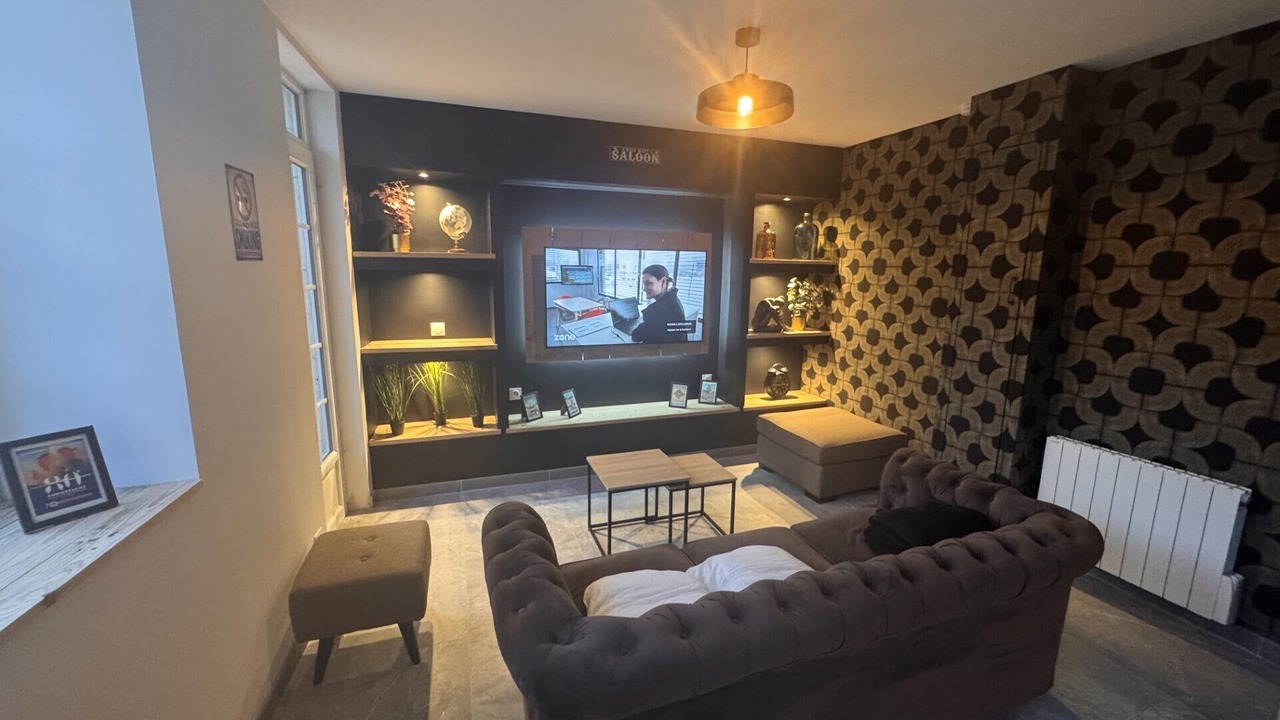 Photo of Livingroom in Fontenay-le-Pesnel