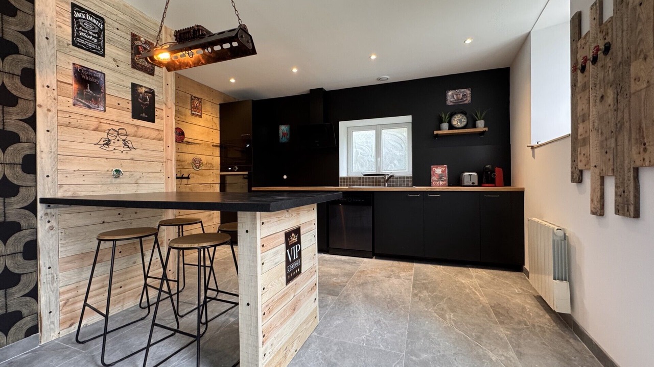 Photo of Kitchen in Fontenay-le-Pesnel