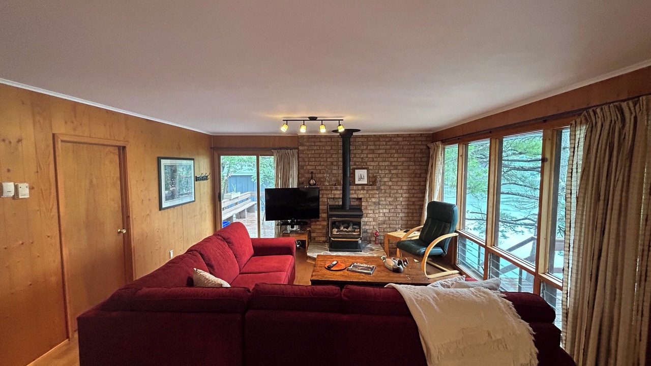 Photo of Livingroom in North Kawartha