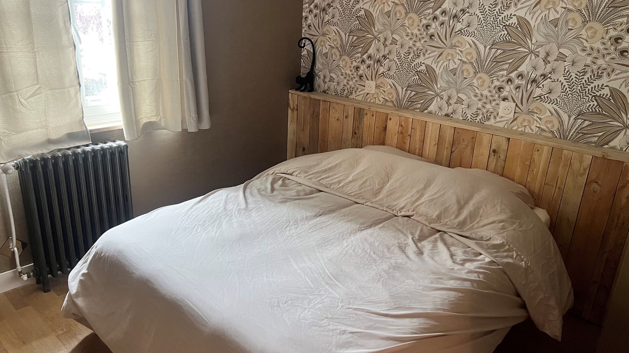 Photo of Bedroom in Fontenay-le-Pesnel