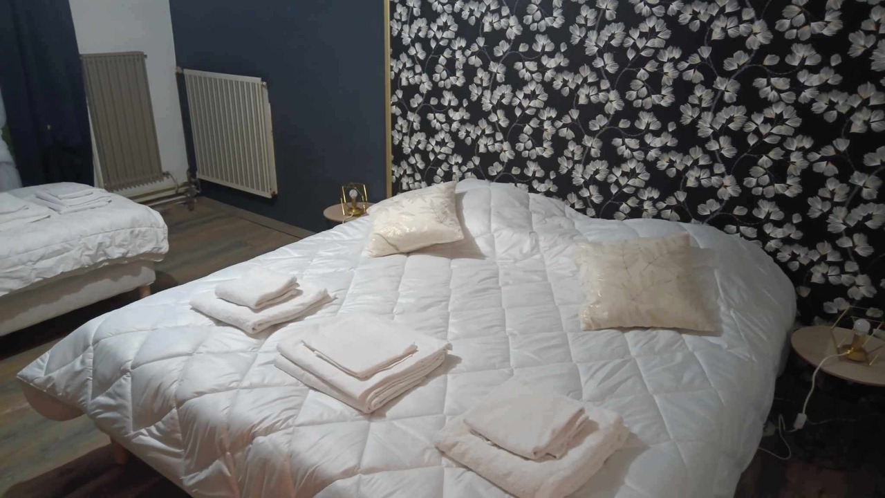 Photo of Bedroom in Maubert-Fontaine