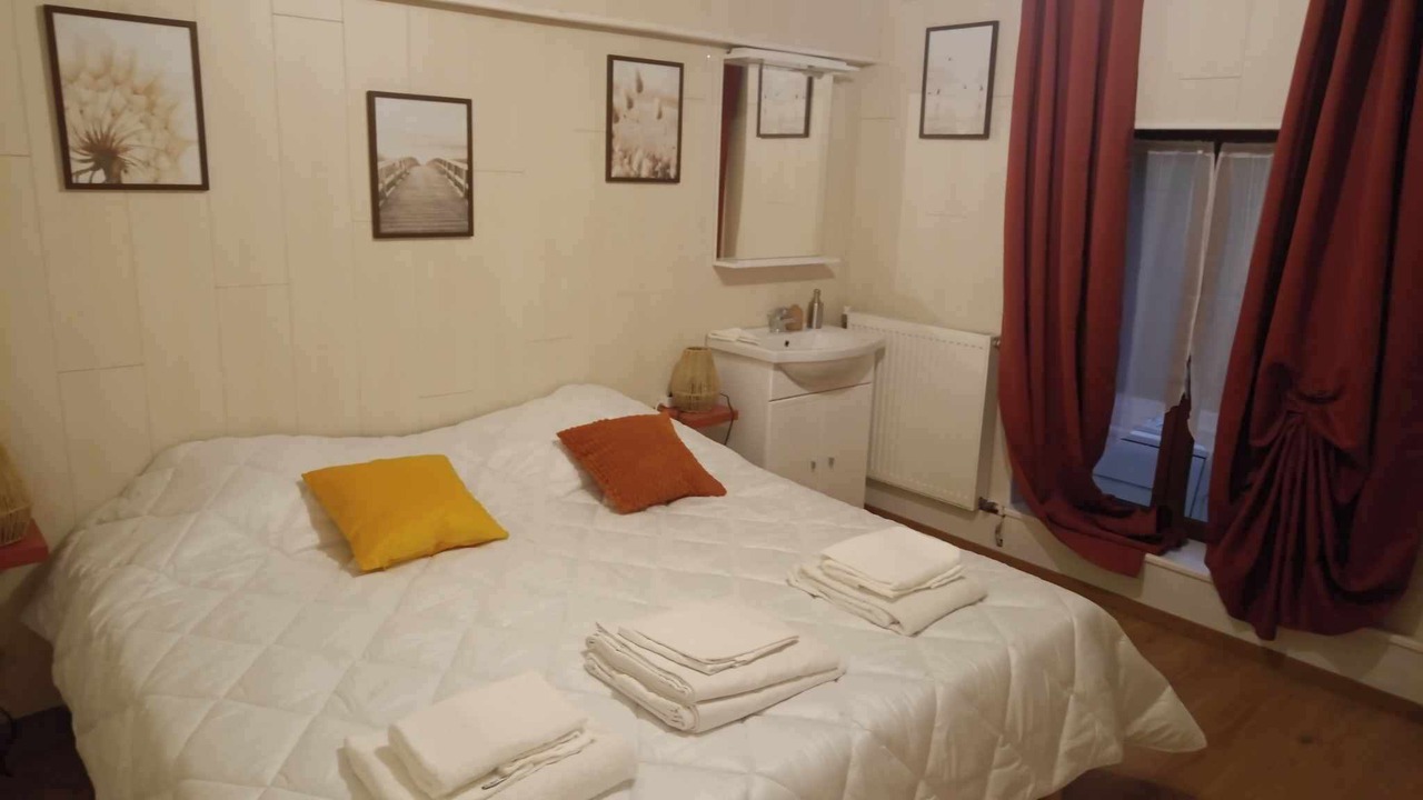 Photo of Bedroom in Maubert-Fontaine