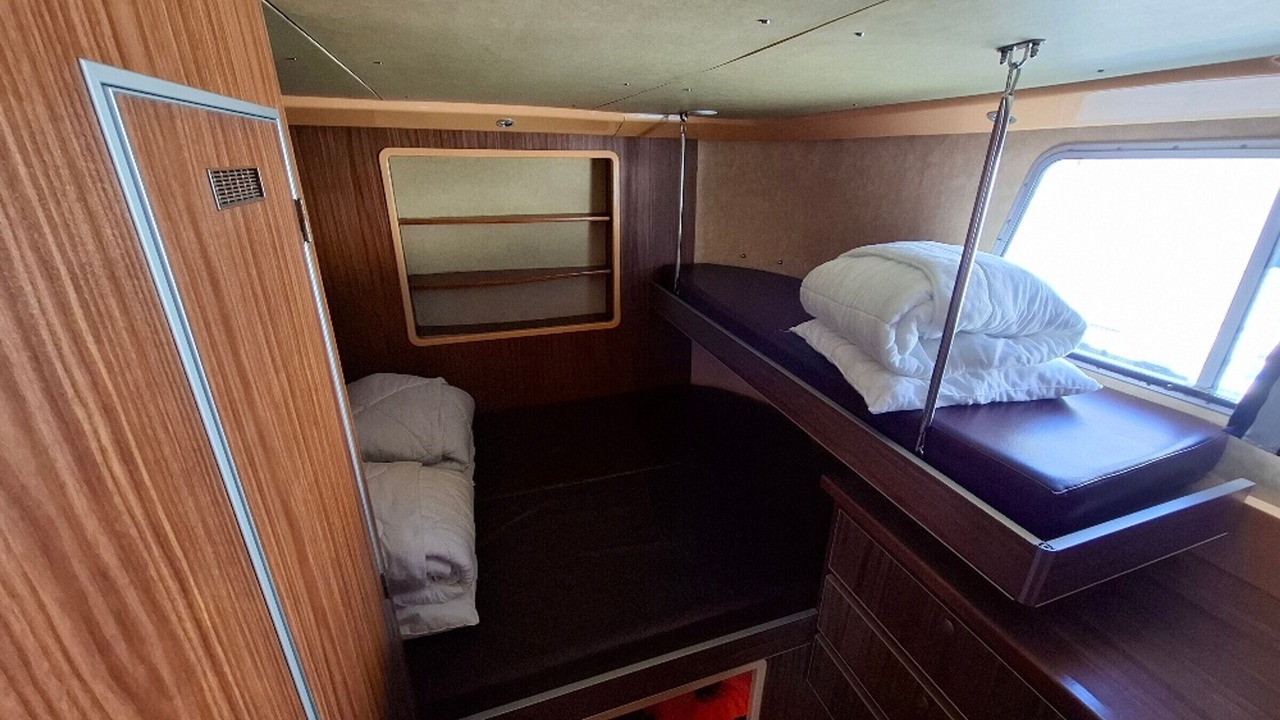 Photo of Bedroom in Chenille-Change