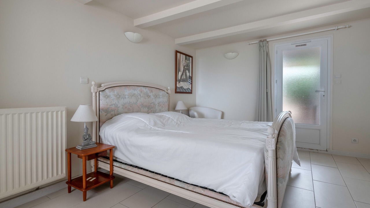 Photo of Bedroom in Saint-Michel-Chef-Chef