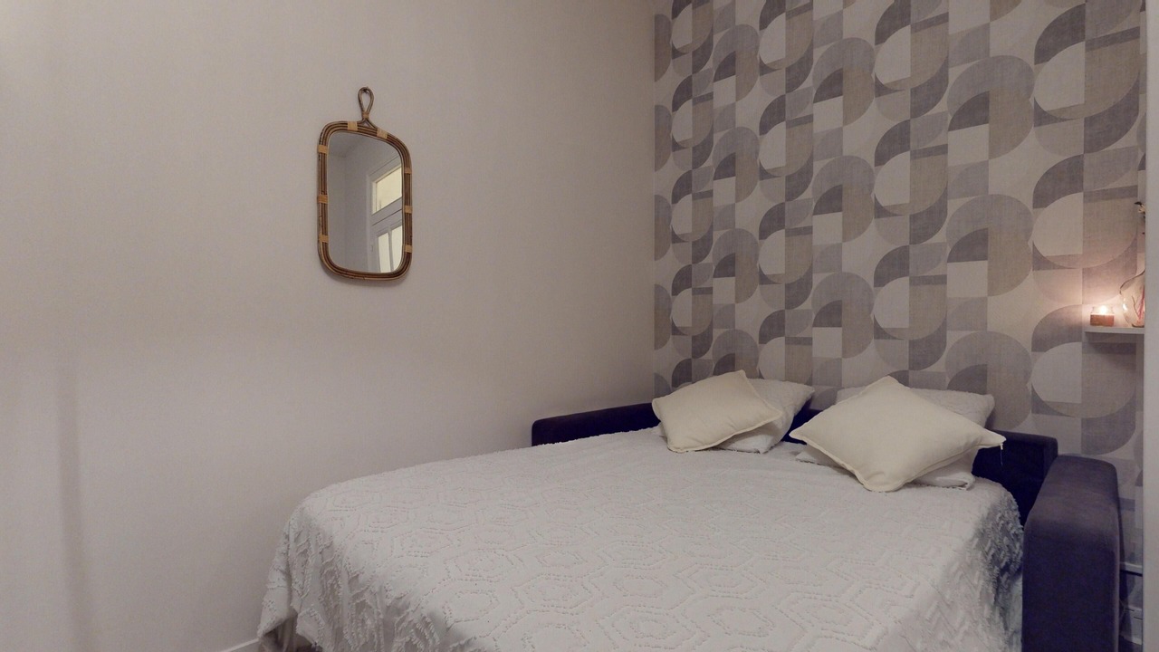 Photo of Bedroom in Republique - Tolstoi