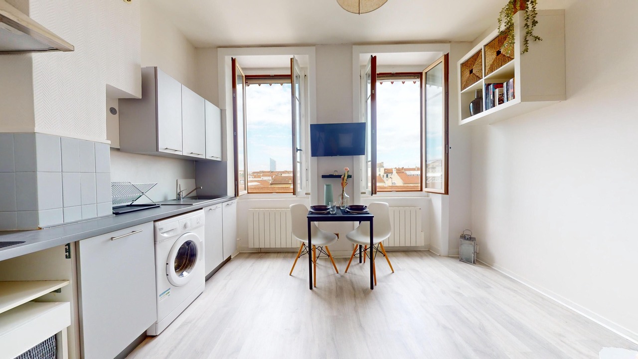 Photo of Kitchen in Republique - Tolstoi