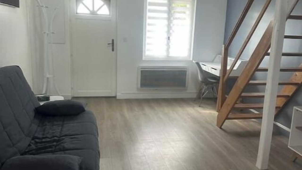 Photo of Others in Vauhallan