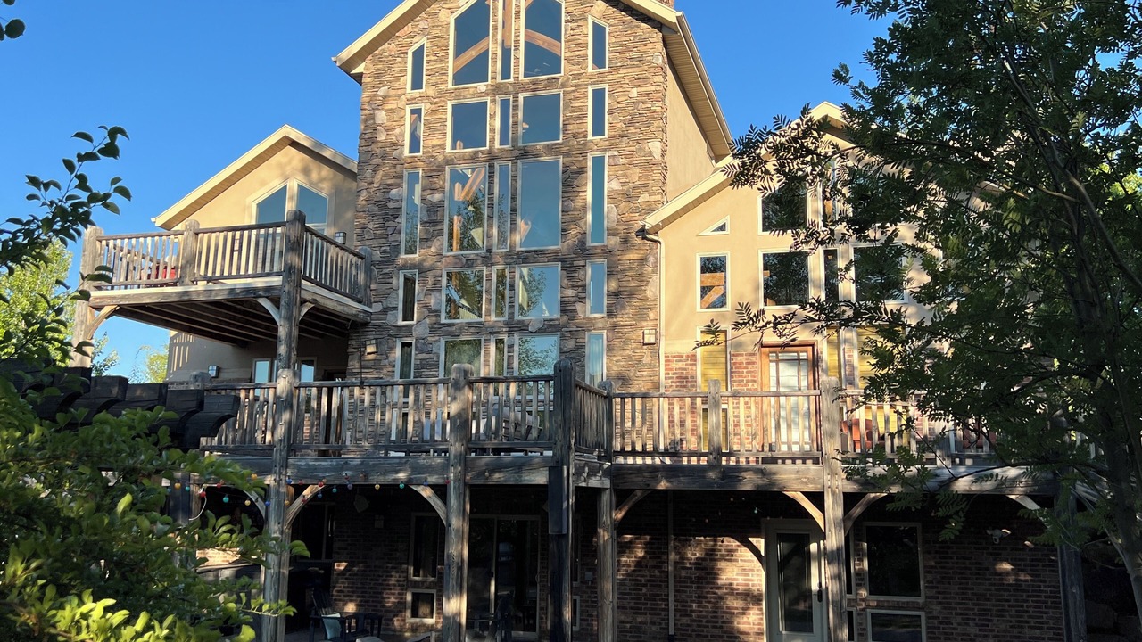 Photo of Outdoor in Mountain Green