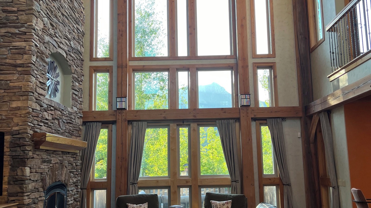 Photo of Livingroom in Mountain Green