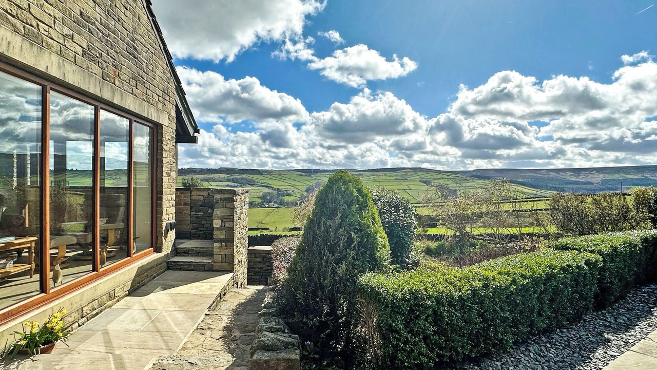 Photo of Outdoor in Holmfirth