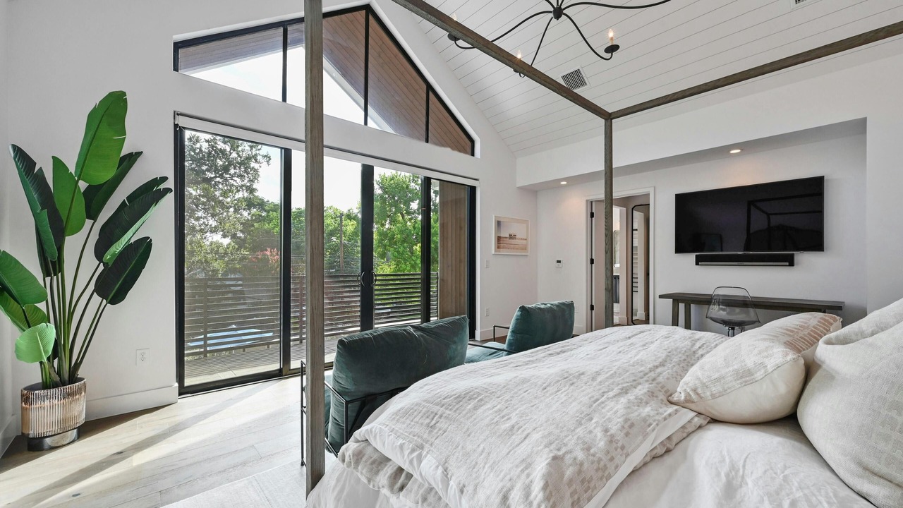 Photo of Bedroom in Zilker