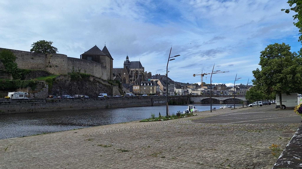 Photo of Bedroom in Mayenne