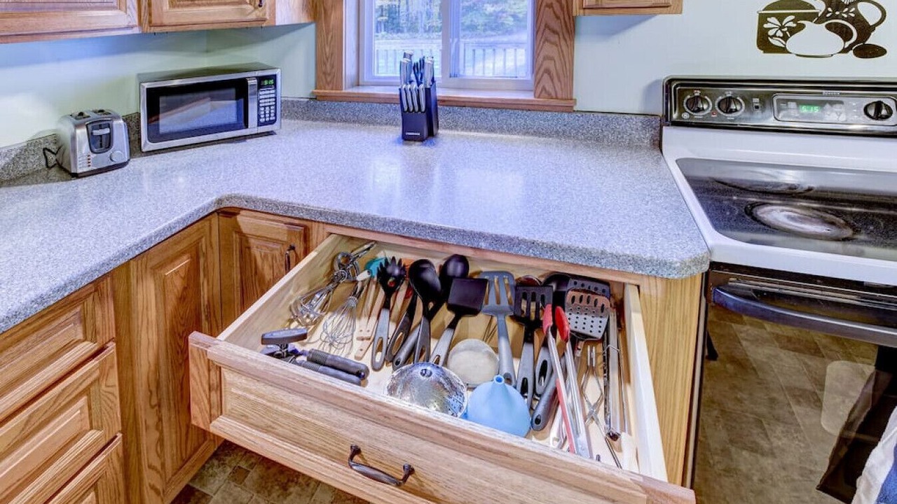 Photo of Kitchen in Salisbury Center
