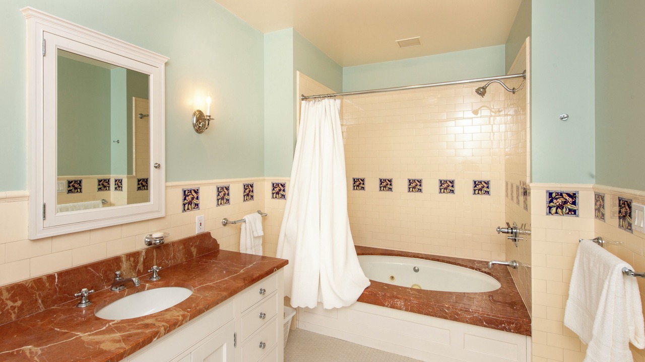 Photo of Bathroom in West Cornwall