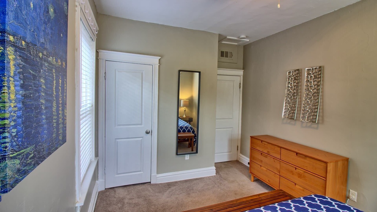 Photo of Bedroom in Tower Grove South
