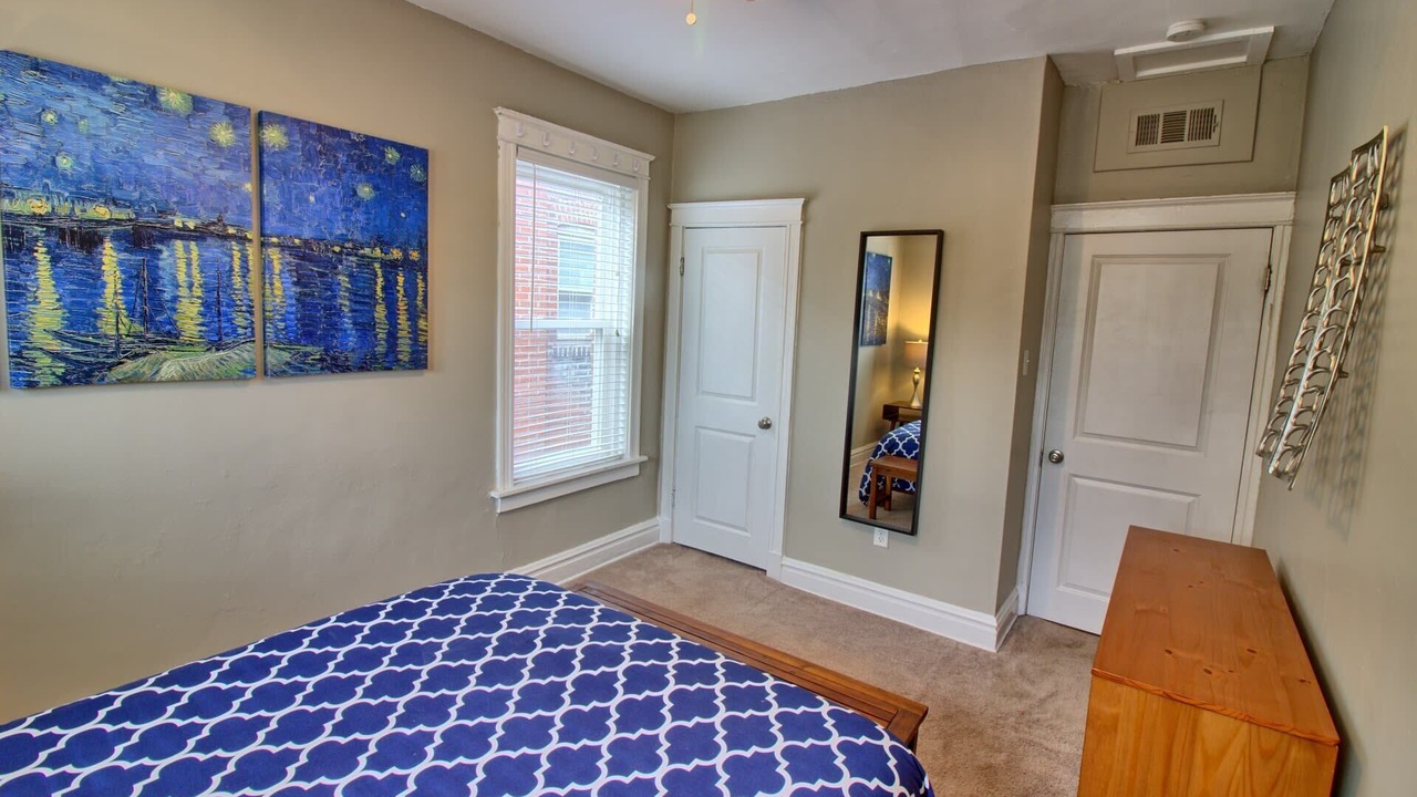 Photo of Bedroom in Tower Grove South
