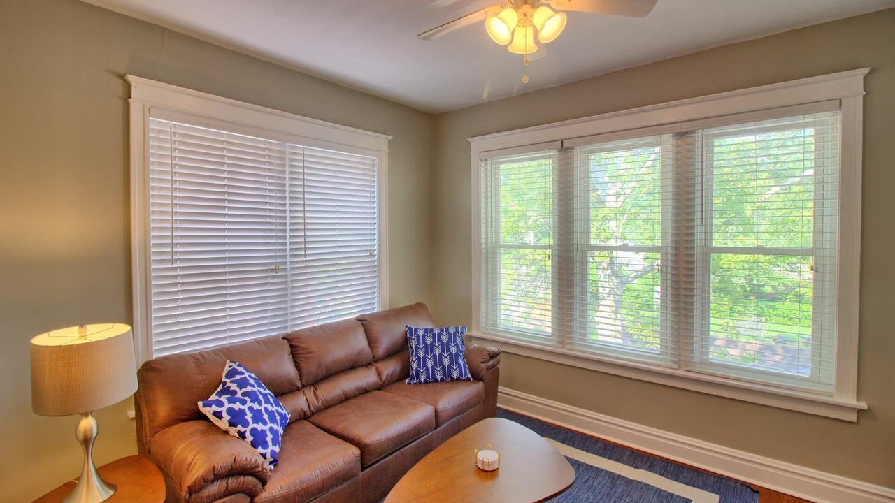 Photo of Livingroom in Tower Grove South