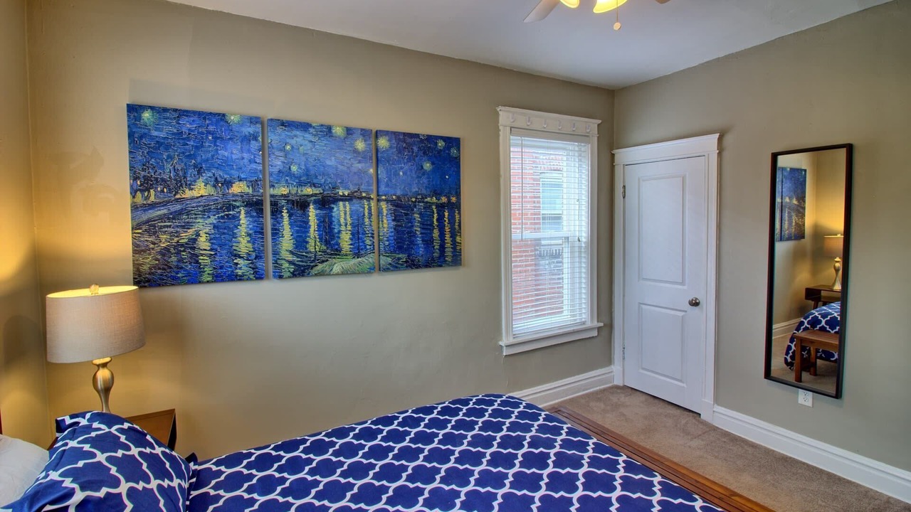 Photo of Bedroom in Tower Grove South