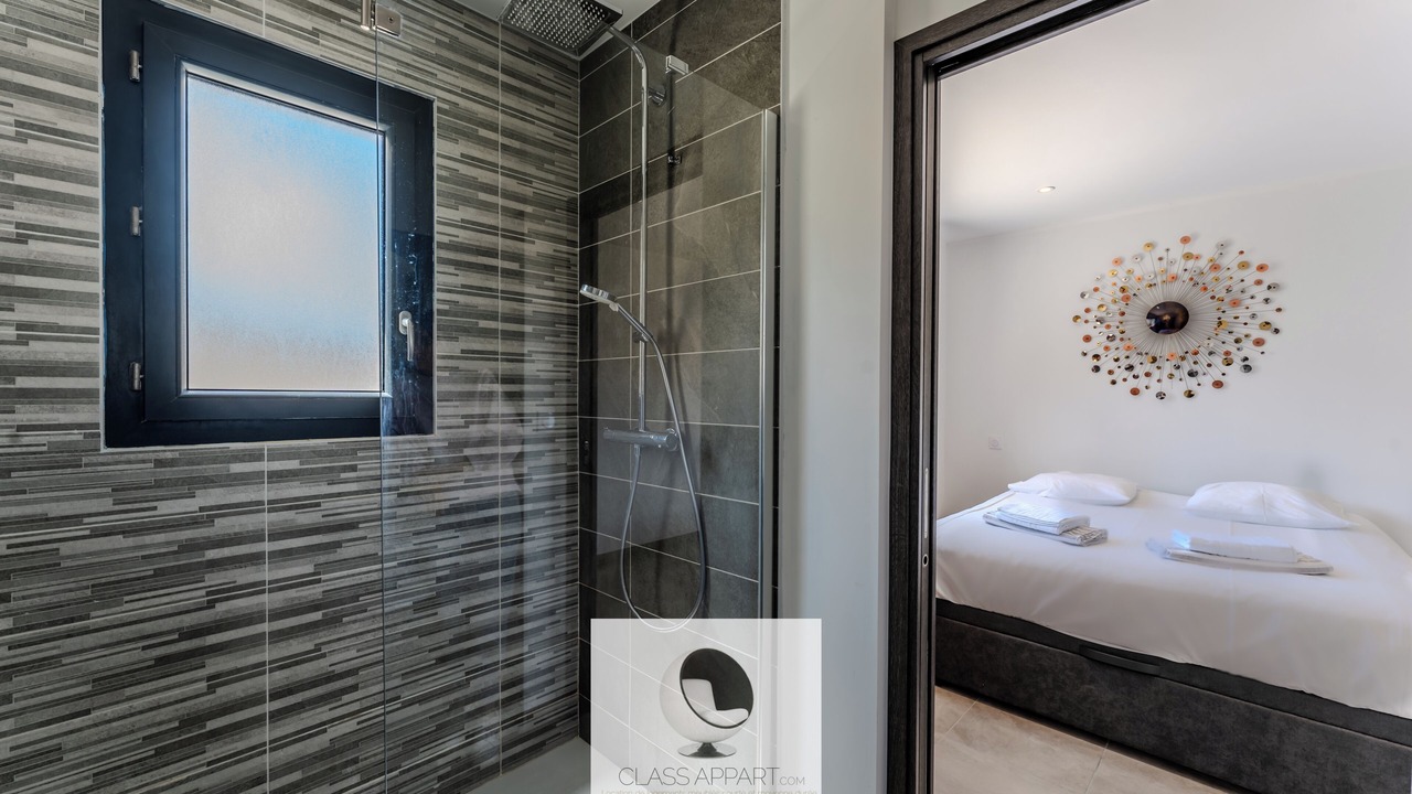 Photo of Bathroom in Castelnau-le-Lez
