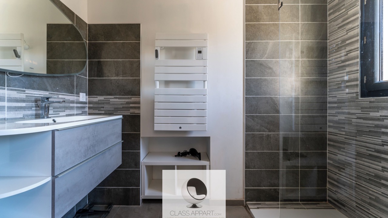 Photo of Bathroom in Castelnau-le-Lez