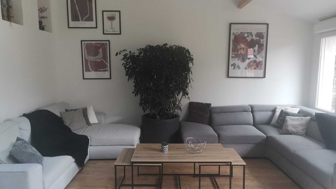 Photo of Livingroom in Cagny