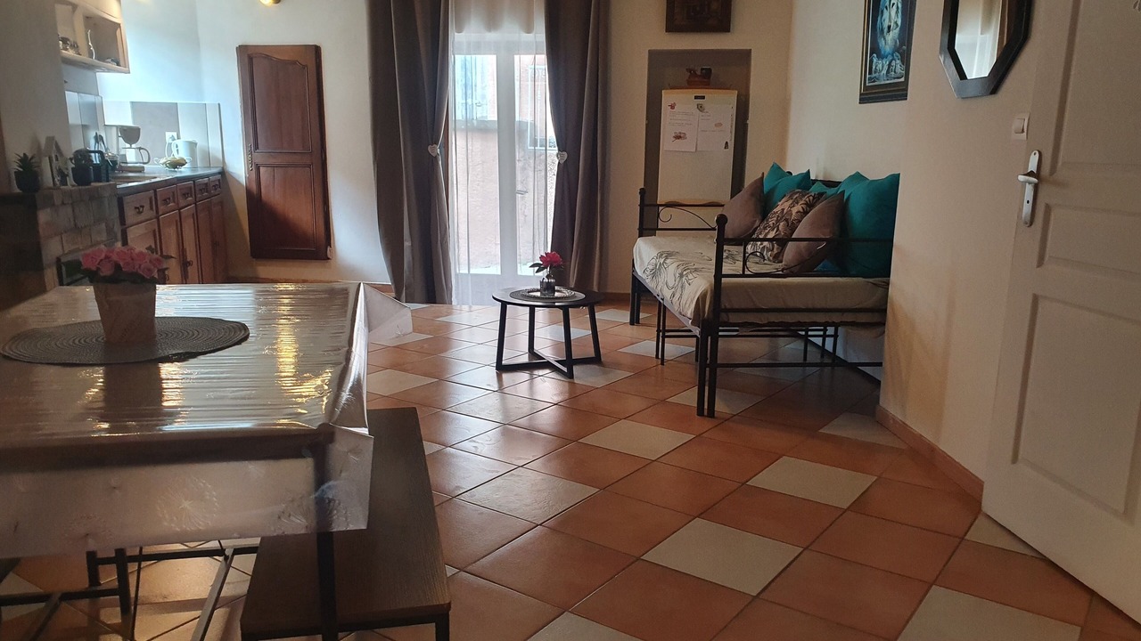 Photo of Others in Valdrome