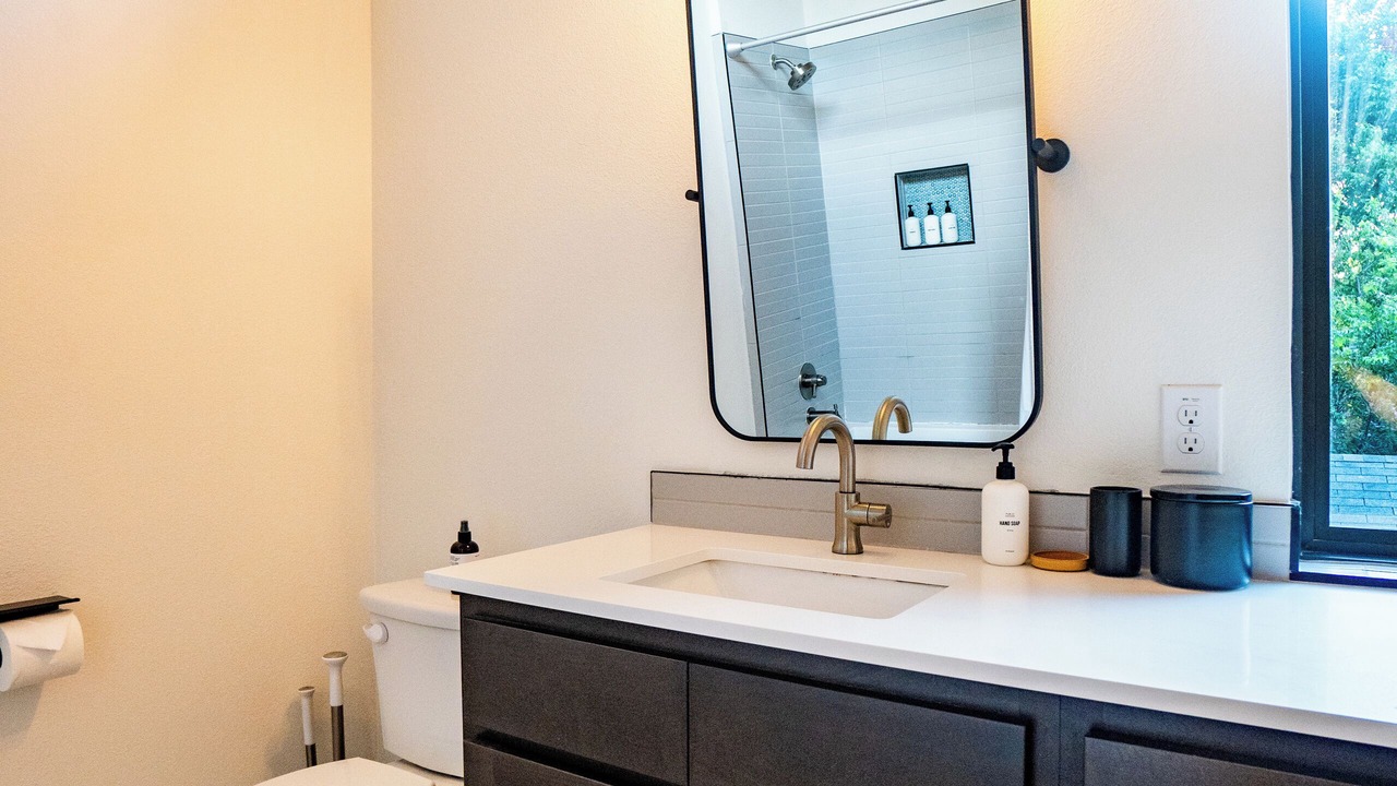 Photo of Bathroom in Holly