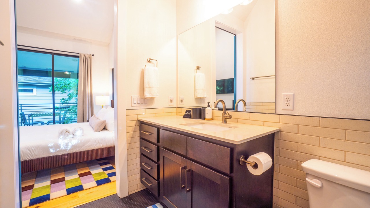 Photo of Bathroom in Holly
