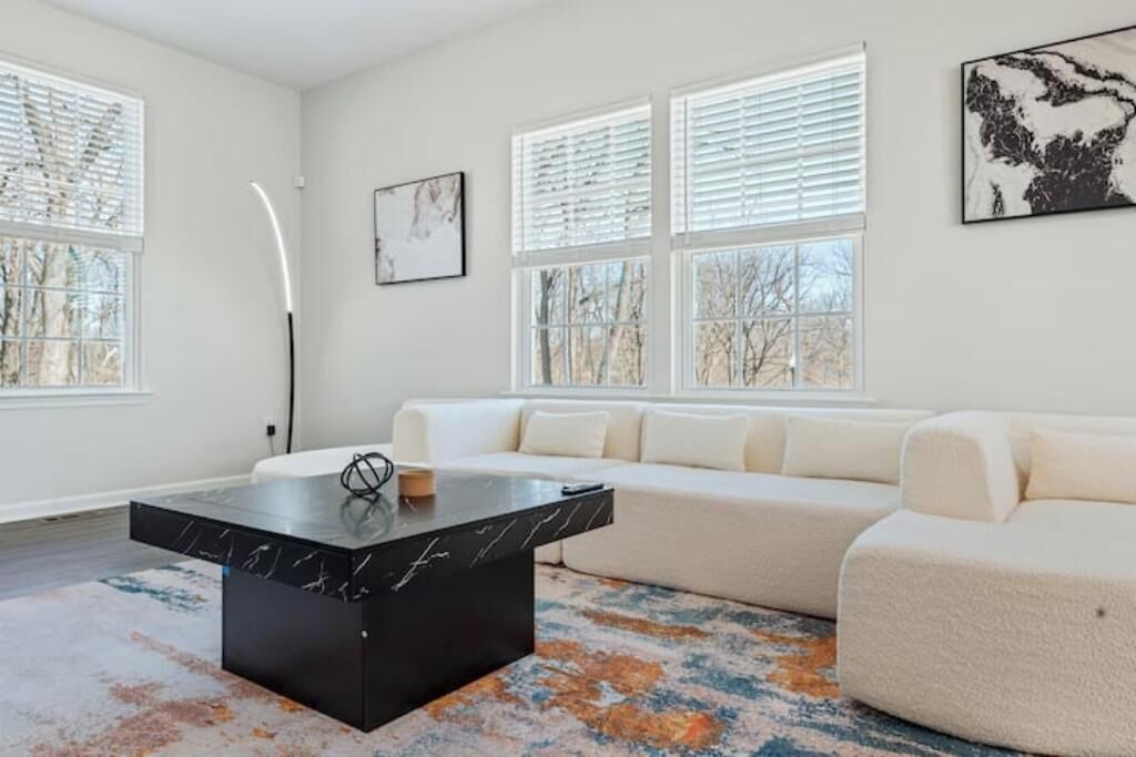 Photo of Livingroom in Reynoldsburg