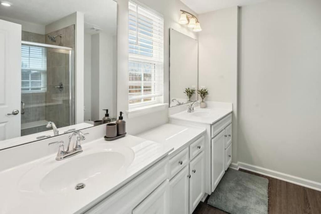 Photo of Bathroom in Reynoldsburg