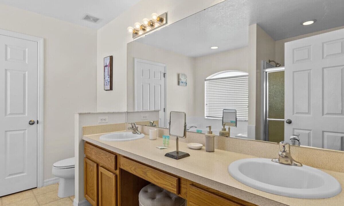 Photo of Bathroom in Haines City