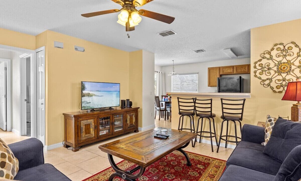Photo of Livingroom in Haines City
