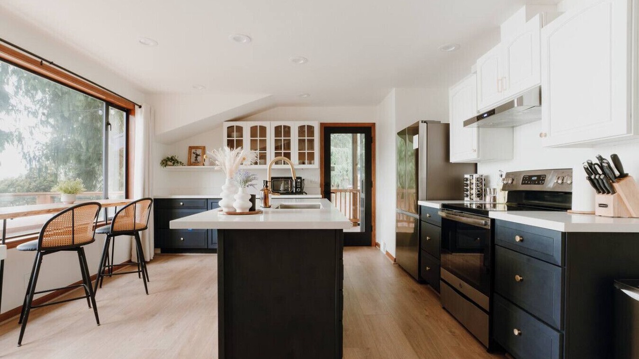 Photo of Kitchen in Maple Heights-Lake Desire