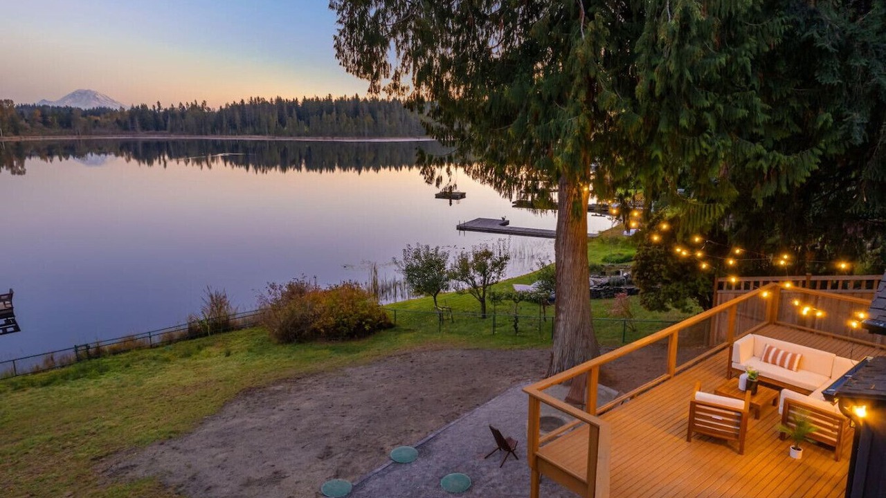 Photo of Patio Balcony in Maple Heights-Lake Desire