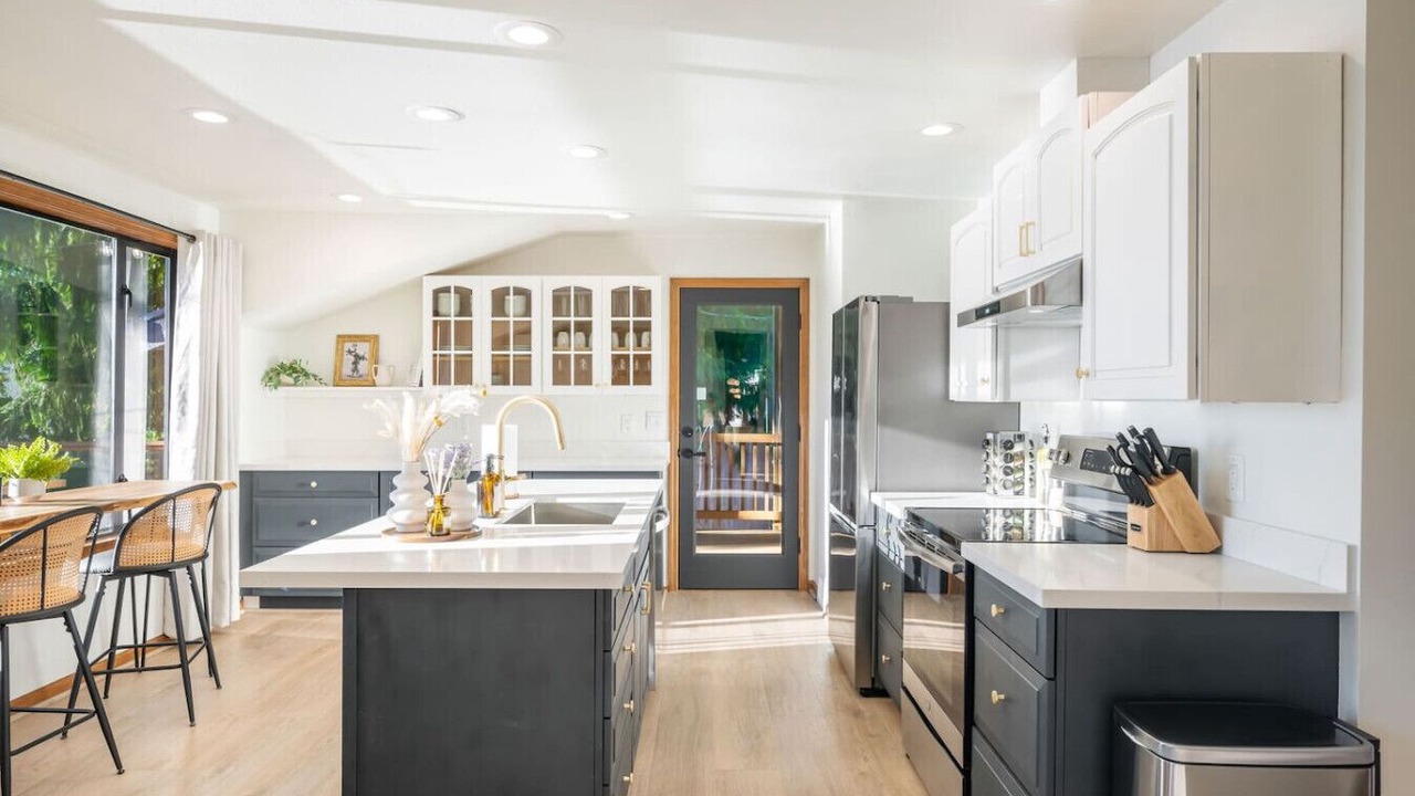 Photo of Kitchen in Maple Heights-Lake Desire