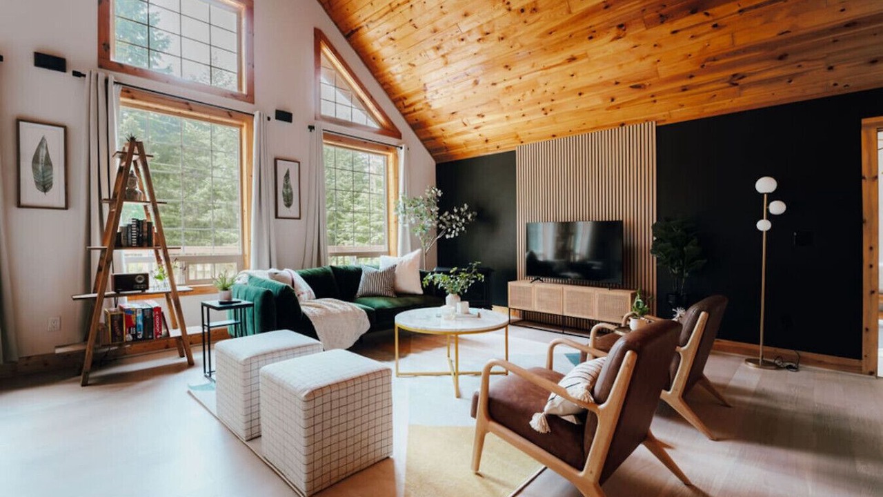 Photo of Livingroom in Packwood